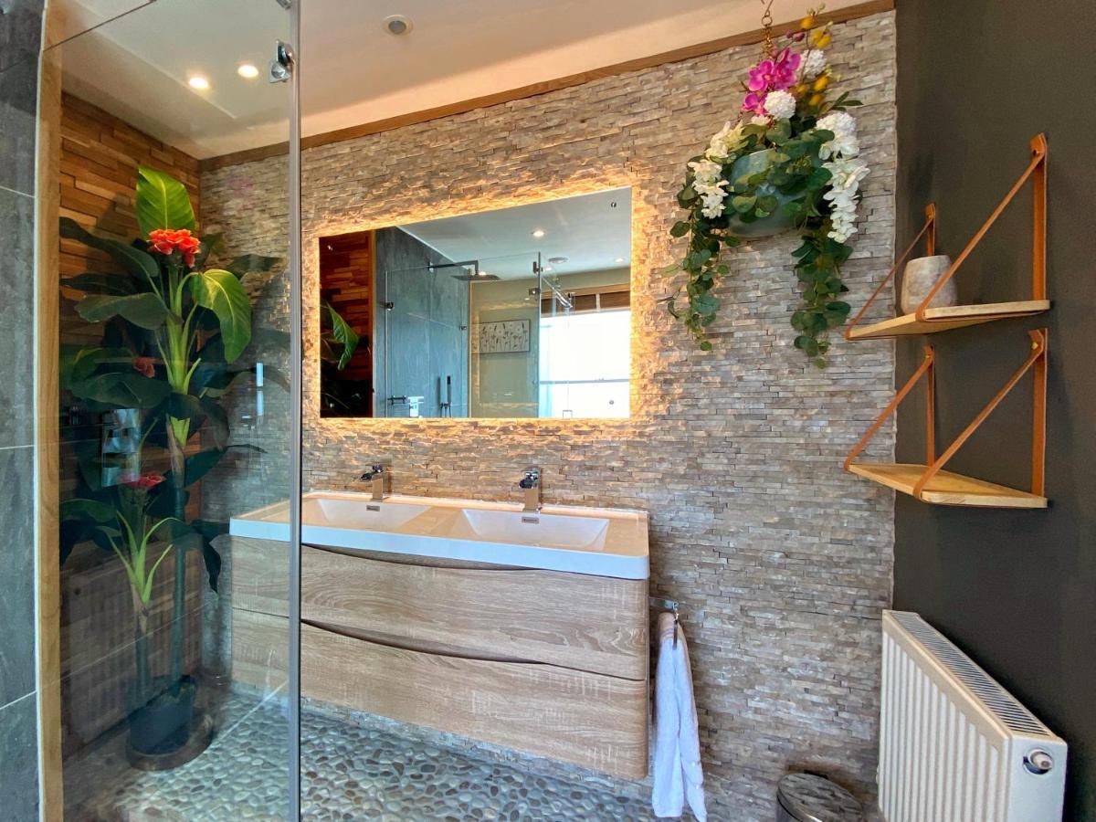 Hambrook House Canterbury - New Luxury Guest House With Espa Spa Complex Экстерьер фото