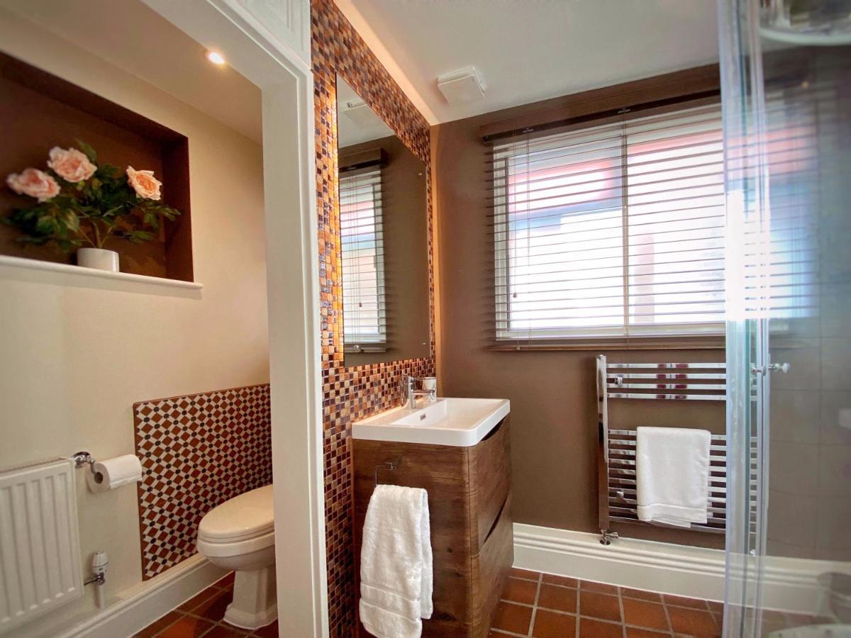 Hambrook House Canterbury - New Luxury Guest House With Espa Spa Complex Экстерьер фото